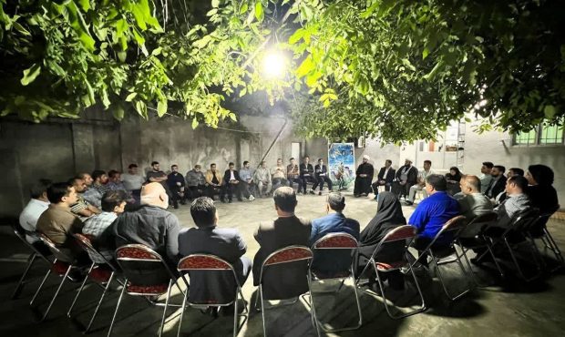نشست صمیمی خبرنگاران با امام جمعه تالش